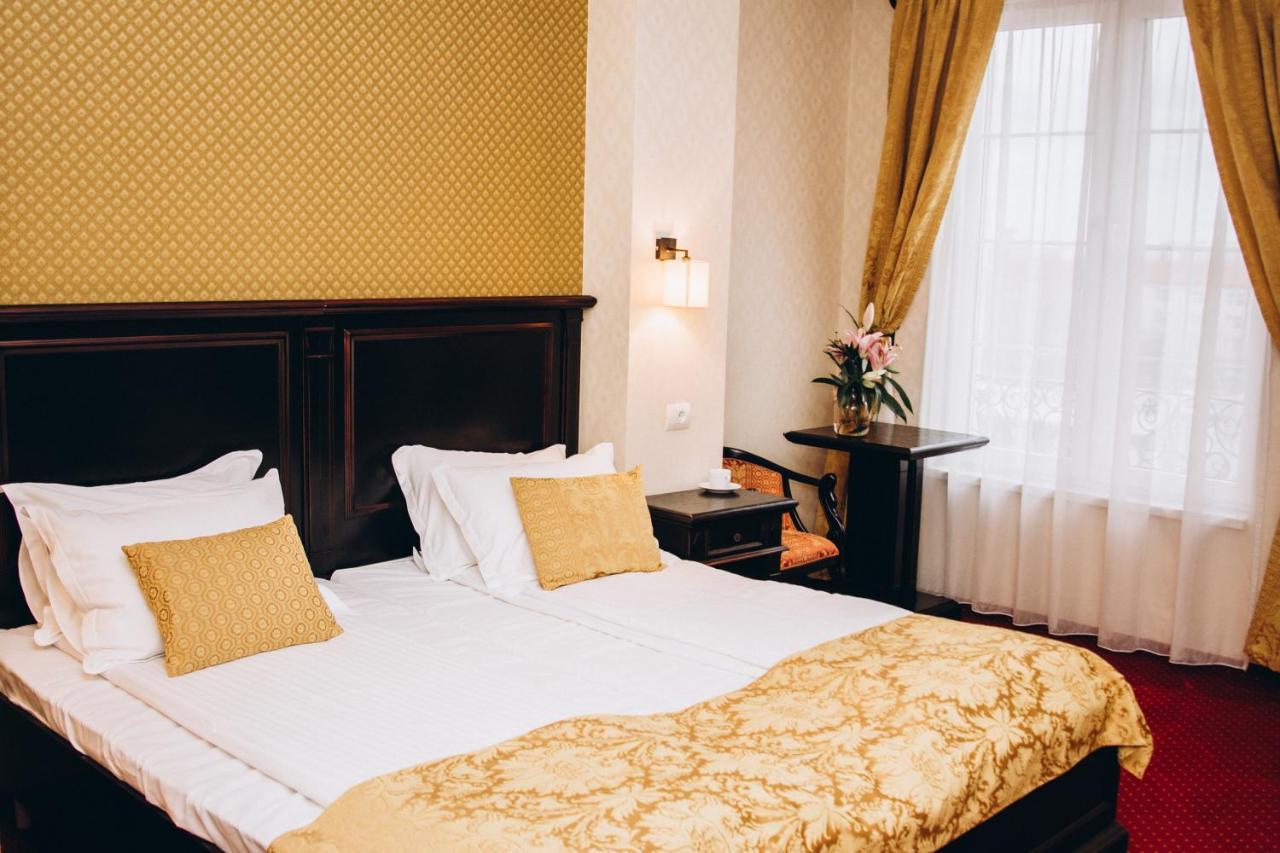 Hotel Novera Тимишоара Екстериор снимка