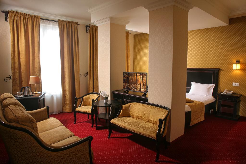 Hotel Novera Тимишоара Стая снимка