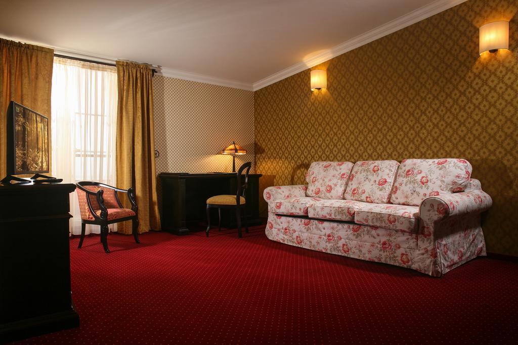 Hotel Novera Тимишоара Екстериор снимка